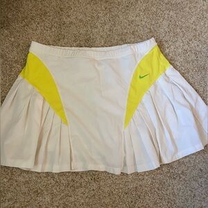 Nike tennis skort